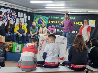 Projeto Tampinha Reciclada, GratidÃ£o Compartilhada. Realizou mais uma aÃ§Ã£o de coleta